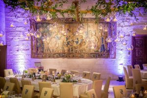 elegant dining at wedding venue in Puglia