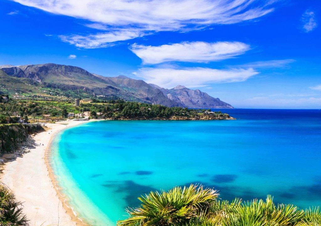 long sandy beach in Sicily