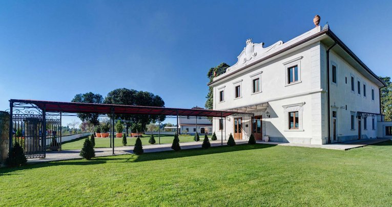Villa Tolomei is a 5 star wedding venue in Florence